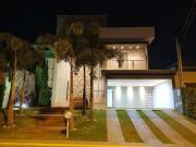 Casa / Sobrado para Venda em Goiânia/GO Condomínio do...