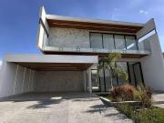 Casa / Sobrado para Venda em Goiânia/GO Fazenda...