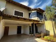 Casa / Sobrado para Venda em Goiânia/GO Jardim América 4...