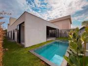 Casa / Sobrado para Venda em Goiânia/GO Jardins Itália 4...