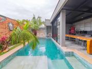 Casa / Sobrado para Venda em Goiânia/GO Jardins Itália 4...