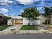 Casa / Sobrado para Venda em Goiânia/GO Parque das...