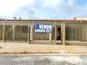 Casa / Sobrado para Venda em Goiânia/GO Parque das...