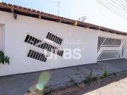 Casa / Sobrado para Venda em Goiânia/GO Parque das...