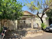 Casa / Sobrado para Venda em Goiânia/GO Setor Campinas 3...