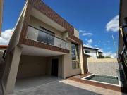 Casa / Sobrado para Venda em Goiânia/GO Setor Jaó 4 Quartos