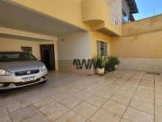 Casa / Sobrado para Venda em Goiânia/GO Setor Sudoeste 3...