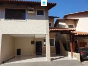 Casa / Sobrado para Venda em Goiânia/GO Vila São João 3...