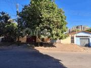 Casa / Sobrado para Venda em Goiânia/GO Vila São Luiz 3...