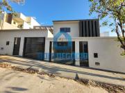 Casa / Sobrado para Venda em Governador Valadares/MG...