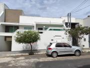 Casa / Sobrado para Venda em Governador Valadares/MG...