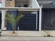 Casa / Sobrado para Venda em Governador Valadares/MG...