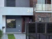 Casa / Sobrado para Venda em Gravataí/RS Neópolis 3 Quartos