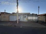Casa / Sobrado para Venda em Guapó/GO Centro 2 Quartos
