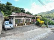 Casa / Sobrado para Venda em Guaramirim/SC Centro 3 Quartos