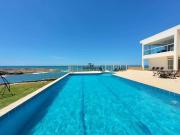 Casa / Sobrado para Venda em Guarapari/ES Enseada Azul 7...