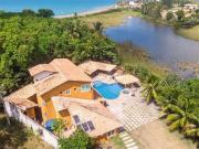 Casa / Sobrado para Venda em Guarapari/ES Meaípe 6 Quartos
