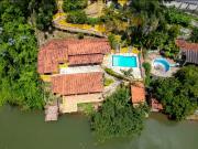 Casa / Sobrado para Venda em Guararema/SP Centro