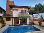 Casa / Sobrado para Venda em Guararema/SP Centro 4 Quartos