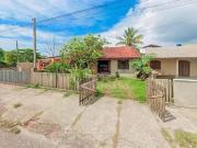 Casa / Sobrado para Venda em Guaratuba/PR Barra do Saí 2...