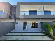 Casa / Sobrado para Venda em Guaratuba/PR Brejatuba 4...