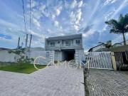 Casa / Sobrado para Venda em Guaratuba/PR Centro 5 Quartos