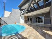 Casa / Sobrado para Venda em Guaratuba/PR Centro 5 Quartos