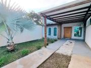 Casa / Sobrado para Venda em Guaratuba/PR Coroados 2 Quartos