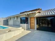 Casa / Sobrado para Venda em Guaratuba/PR Nereidas 2 Quartos