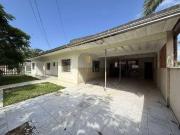 Casa / Sobrado para Venda em Guaratuba/PR Nereidas 5 Quartos