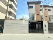 Casa / Sobrado para Venda em Guarujá/SP Enseada 2 Quartos