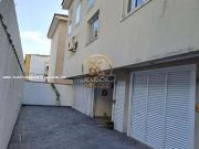 Casa / Sobrado para Venda em Guarujá/SP Enseada 2 Quartos