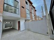Casa / Sobrado para Venda em Guarujá/SP Enseada 2 Quartos