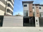 Casa / Sobrado para Venda em Guarujá/SP Enseada 2 Quartos