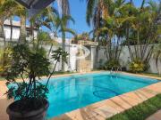 Casa / Sobrado para Venda em Guarujá/SP Enseada 3 Quartos