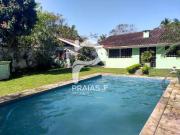 Casa / Sobrado para Venda em Guarujá/SP Enseada 3 Quartos