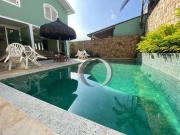 Casa / Sobrado para Venda em Guarujá/SP Enseada 4 Quartos
