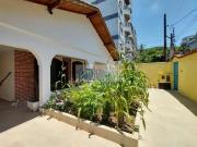 Casa / Sobrado para Venda em Guarujá/SP Enseada 4 Quartos