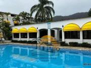 Casa / Sobrado para Venda em Guarujá/SP Enseada 4 Quartos