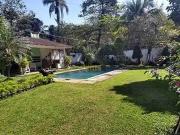 Casa / Sobrado para Venda em Guarujá/SP Enseada 4 Quartos