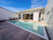 Casa / Sobrado para Venda em Guarujá/SP Enseada 5 Quartos