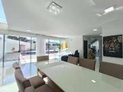 Casa / Sobrado para Venda em Guarujá/SP Enseada 5 Quartos