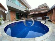 Casa / Sobrado para Venda em Guarujá/SP Enseada 5 Quartos