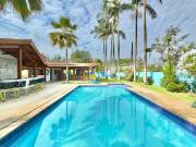 Casa / Sobrado para Venda em Guarujá/SP Enseada 4 Quartos
