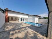 Casa / Sobrado para Venda em Guarujá/SP Enseada 6 Quartos