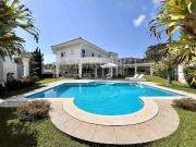 Casa / Sobrado para Venda em Guarujá/SP Enseada 6 Quartos