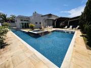 Casa / Sobrado para Venda em Guarujá/SP Enseada 7 Quartos