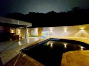 Casa / Sobrado para Venda em Guarujá/SP Jardim Guaiuba 3...