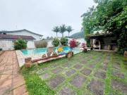 Casa / Sobrado para Venda em Guarujá/SP Jardim Guaiuba 4...