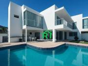 Casa / Sobrado para Venda em Guarujá/SP Jardim Guaiuba 4... Casa / Sobrado para Venda em Guarujá/SP Jardim Guaiuba 4...